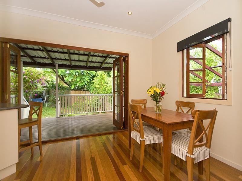 44 Weinholt Street, Sherwood QLD 4075