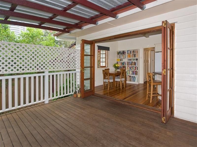 44 Weinholt Street, Sherwood QLD 4075