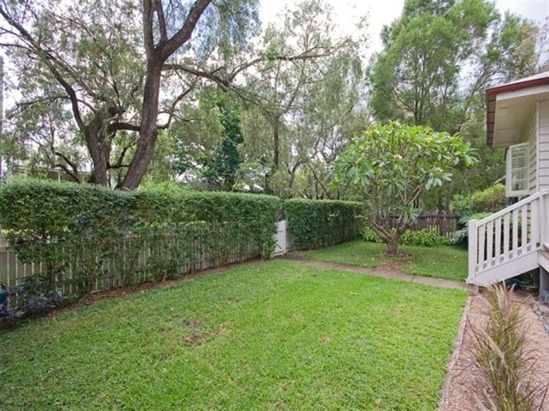 44 Weinholt Street, Sherwood QLD 4075