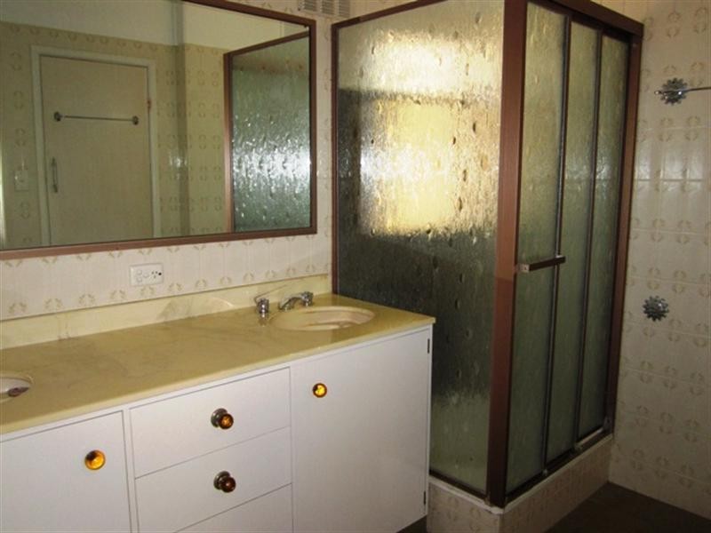 68 Seventeen Mile Rocks Road, Oxley QLD 4075