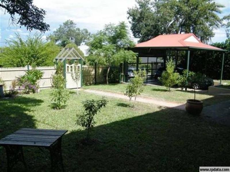 33 Lyon Avenue, Oxley QLD 4075