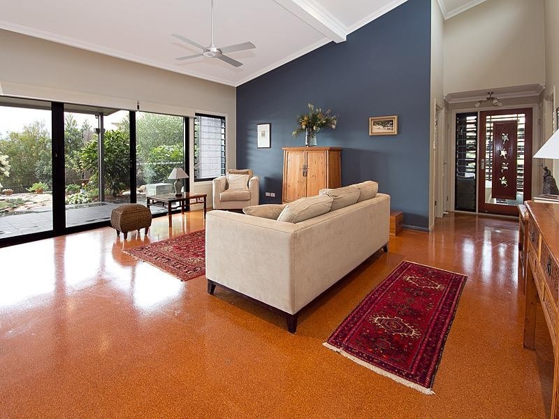 5 Pandorea Close, Seventeen Mile Rocks QLD 4073