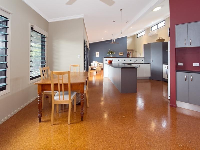 5 Pandorea Close, Seventeen Mile Rocks QLD 4073