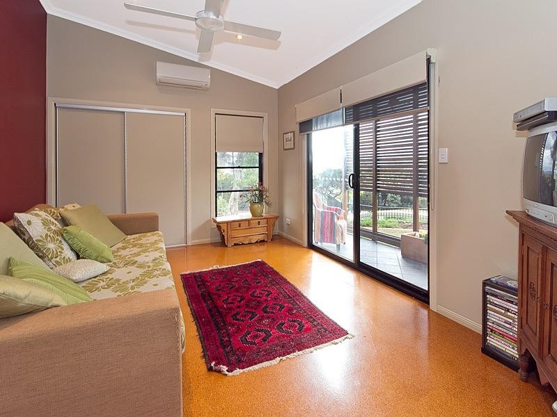 5 Pandorea Close, Seventeen Mile Rocks QLD 4073