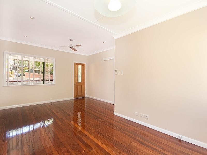 71 Bannerman Street, Oxley QLD 4075