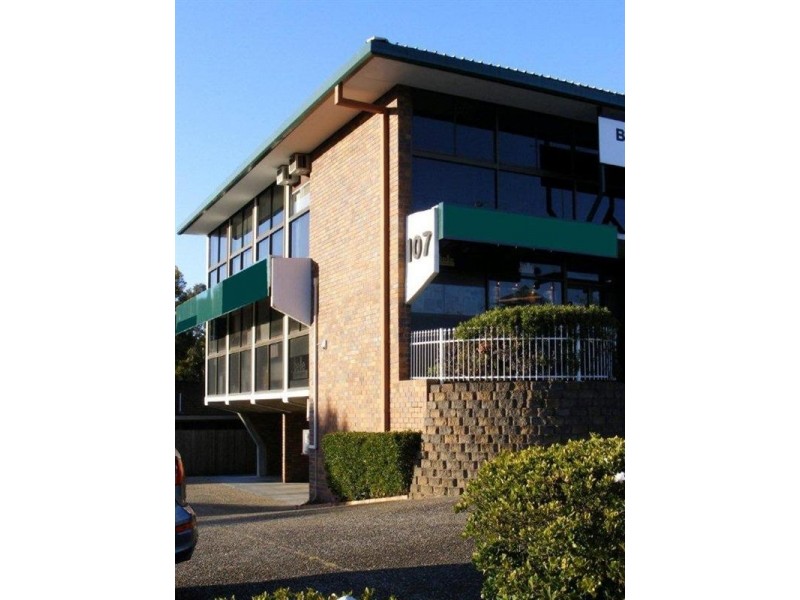 1/107 Dandenong Road, Mount Ommaney QLD 4074