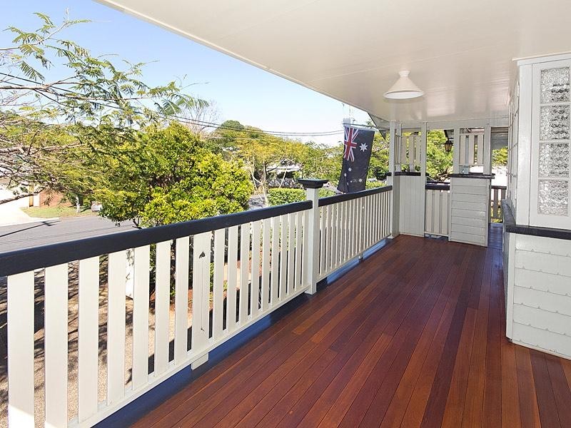 21 Jordan Street, Sherwood QLD 4075