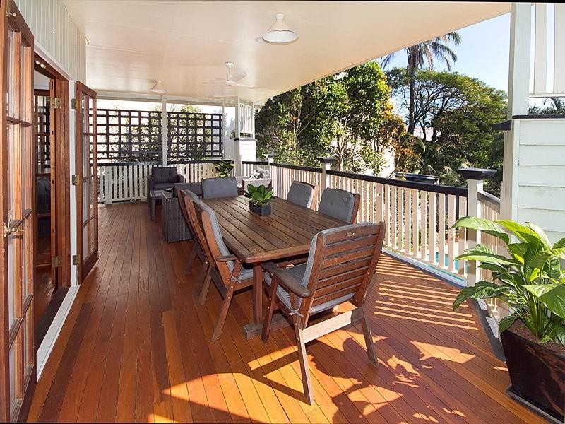 21 Jordan Street, Sherwood QLD 4075