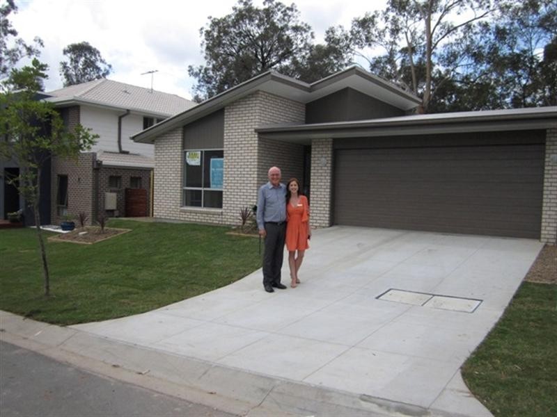 30 Sandi Street, Oxley QLD 4075