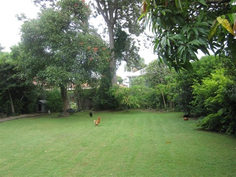 32 Thomas Street, Sherwood QLD 4075