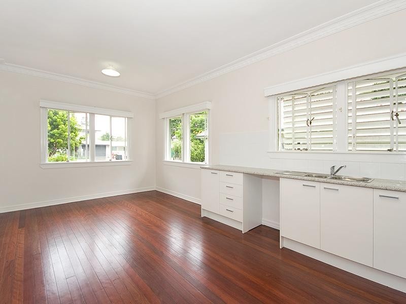 92 Queenscroft Street, Chelmer QLD 4068