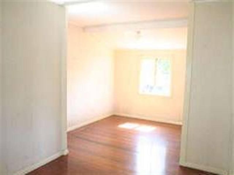 45 Menin Road, Corinda QLD 4075