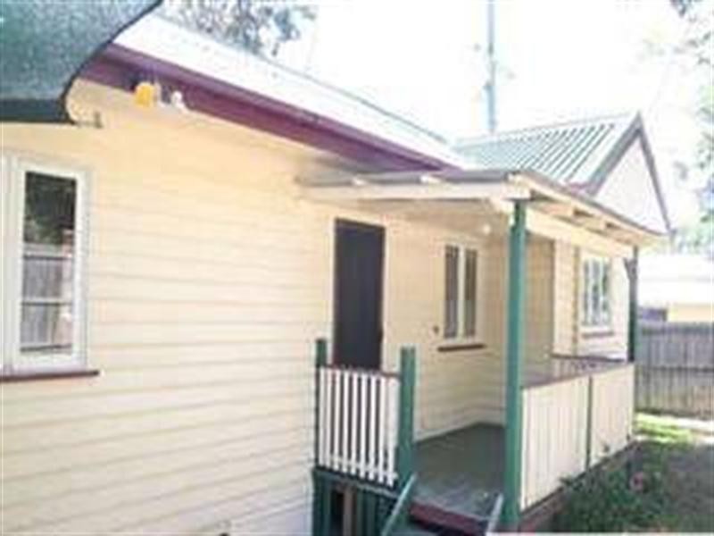 45 Menin Road, Corinda QLD 4075