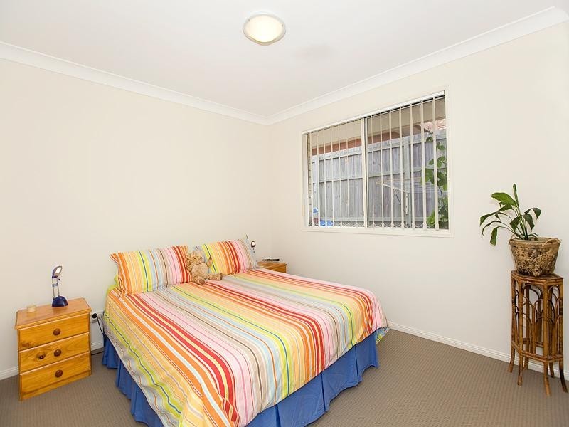 9 Chatfield Close, Oxley QLD 4075