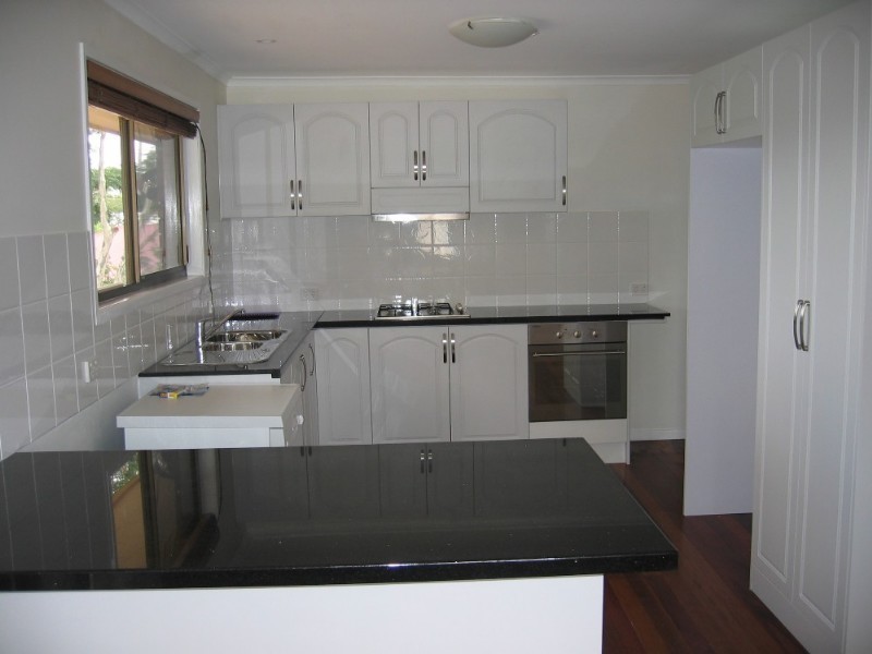 157 Graceville Avenue, Graceville QLD 4075