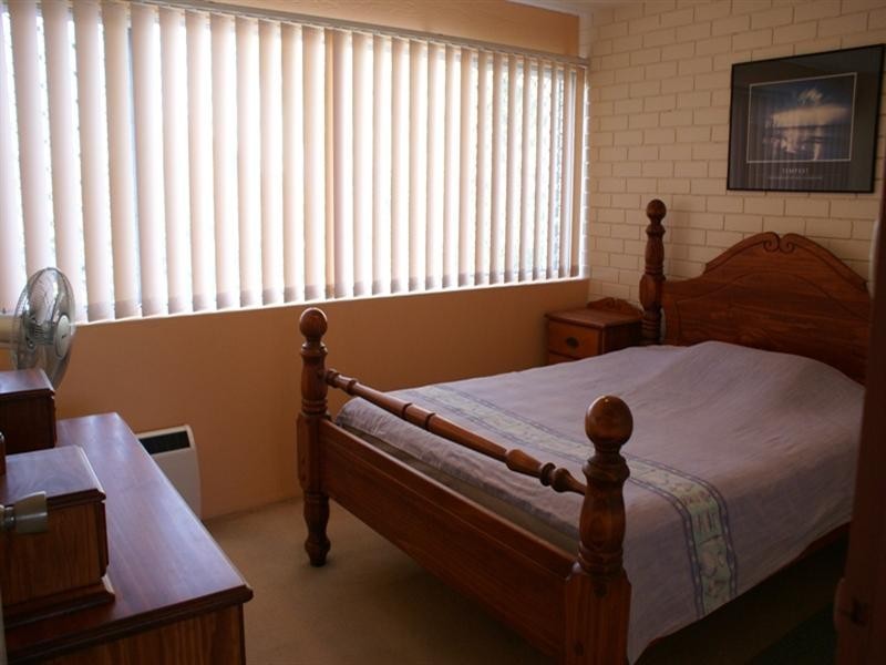 2/96 Primrose Street, Sherwood QLD 4075