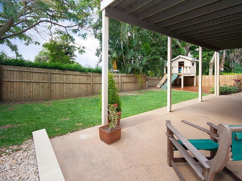 15 Rathlyn Avenue, Corinda QLD 4075