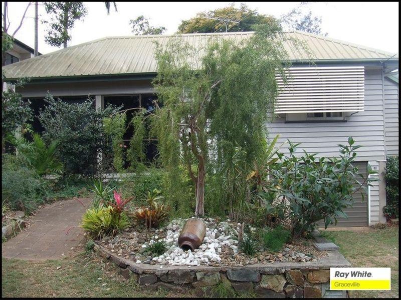 18 Ardoyne Road, Corinda QLD 4075