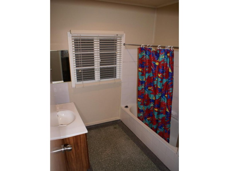 10 Tweedale Street, Graceville QLD 4075