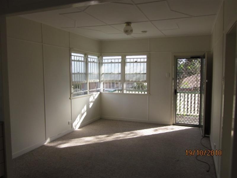 13 Statton Street, Oxley QLD 4075