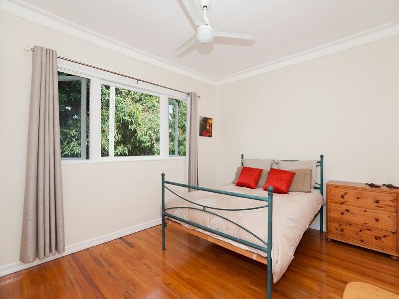 20 Sheffield Street, Oxley QLD 4075