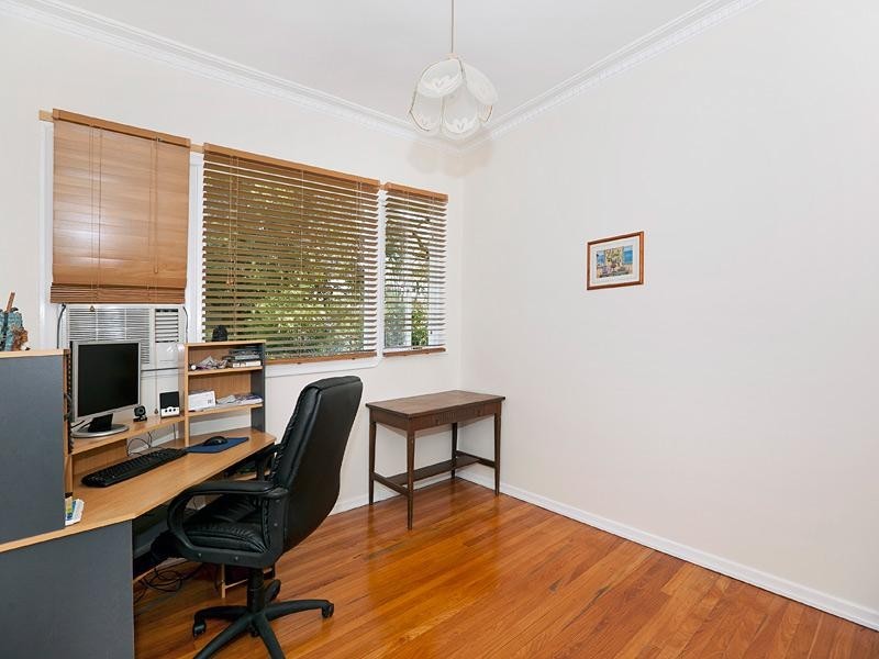 20 Sheffield Street, Oxley QLD 4075