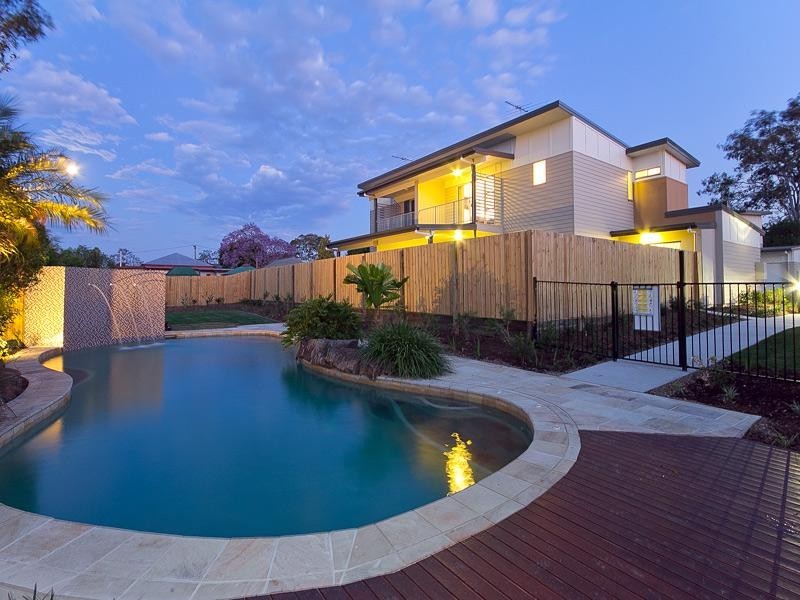 90 JUTLAND Street, Oxley QLD 4075