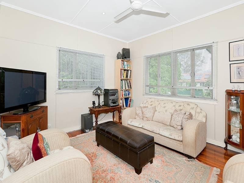 34 Bayford Street, Oxley QLD 4075