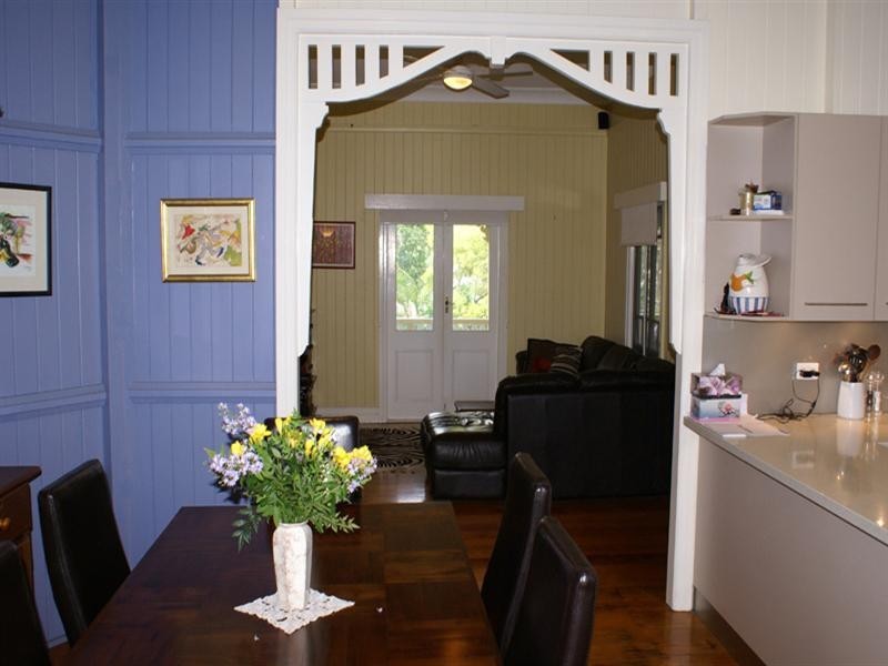 187 Verney Road East, Graceville QLD 4075