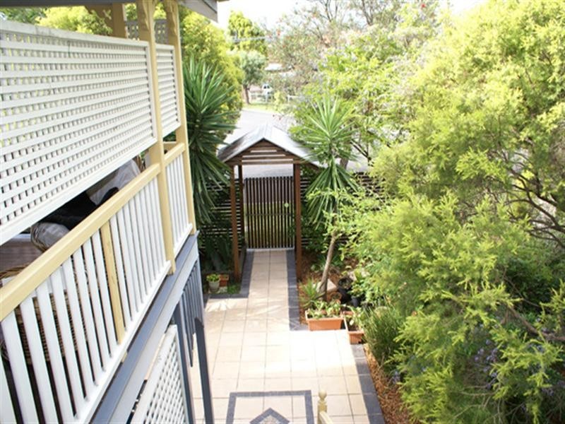 187 Verney Road East, Graceville QLD 4075