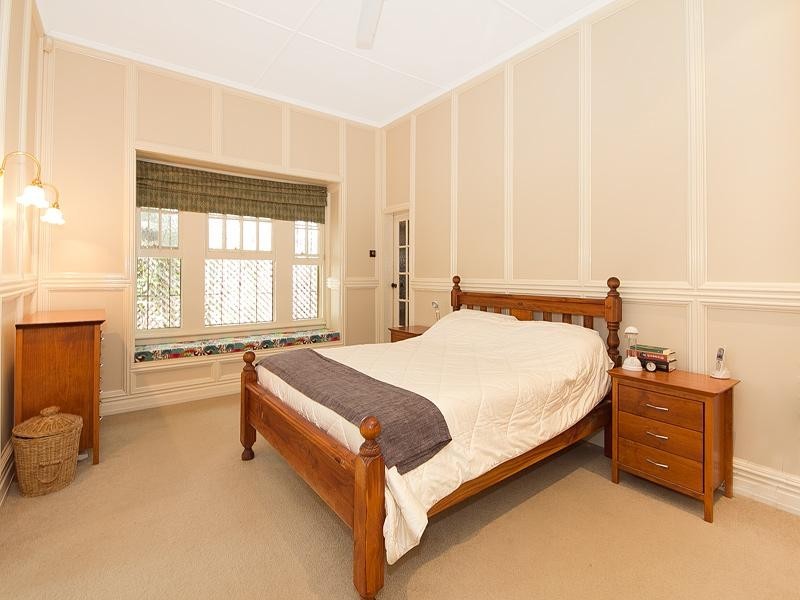 46 Sheffield Street, Oxley QLD 4075