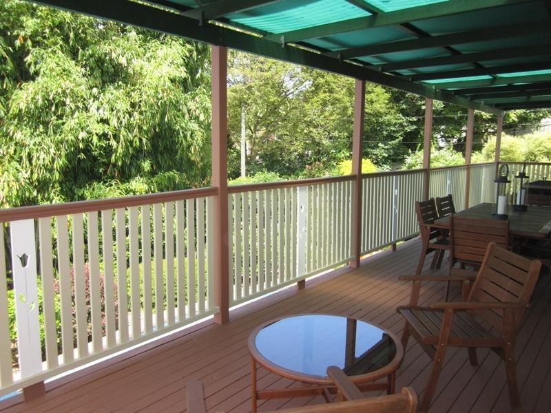 66 Seventeen Mile Rocks Road, Oxley QLD 4075