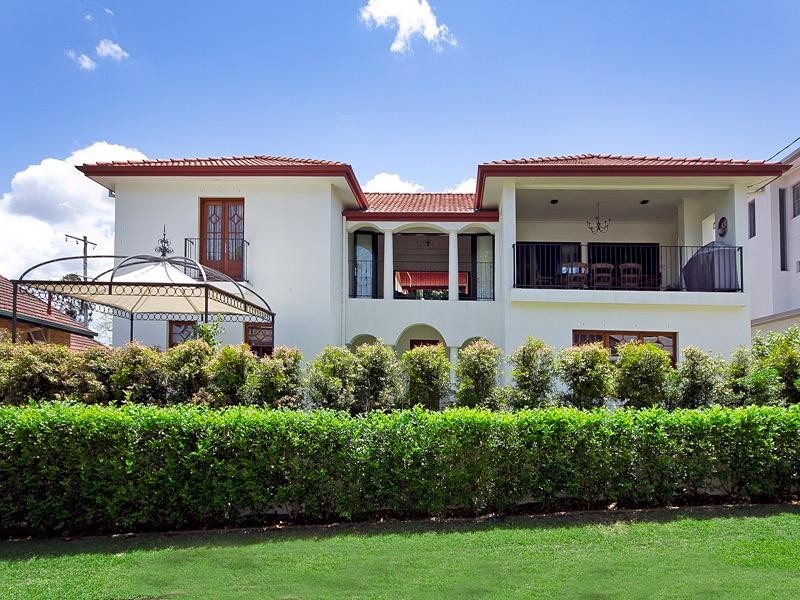 15 Kinkead Avenue, Sherwood QLD 4075