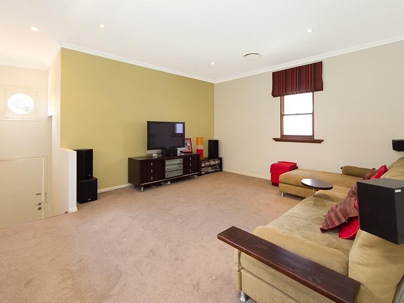 15 Kinkead Avenue, Sherwood QLD 4075