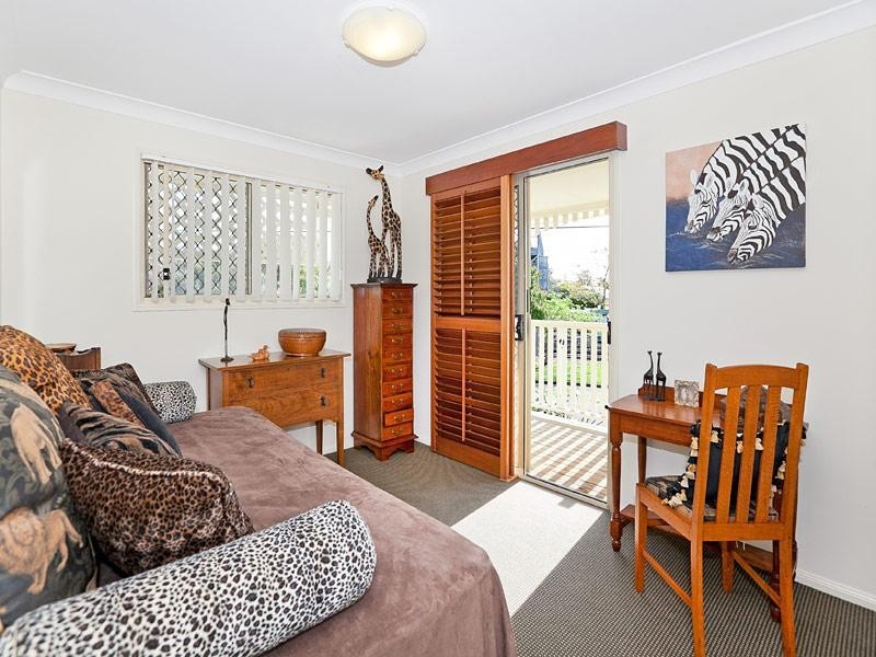 30 Kitchener Street, Sherwood QLD 4075