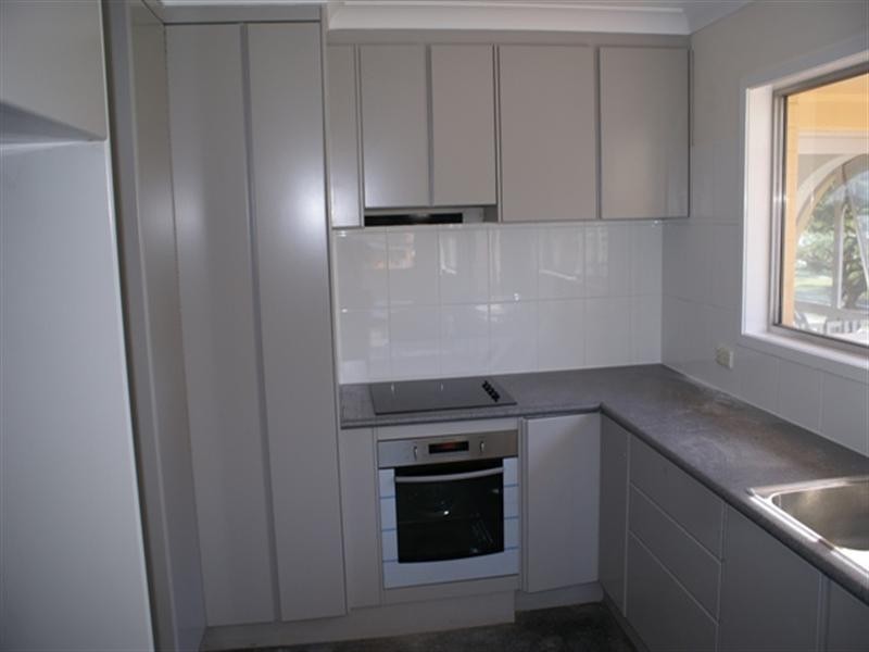 83 Nadine Street, Graceville QLD 4075