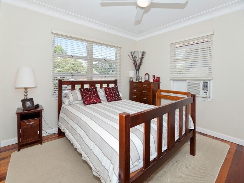 54 Glenwood Street, Chelmer QLD 4068