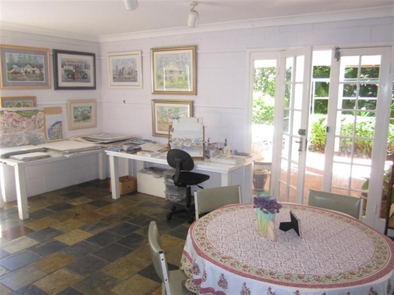 81 Seventeen Mile Rocks Road, Oxley QLD 4075