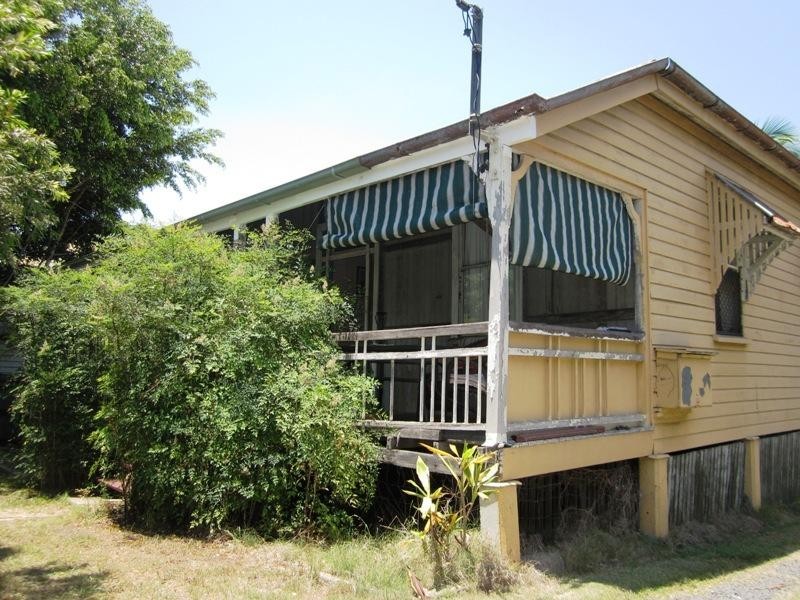 12 Seventeen Mile Rocks Road, Oxley QLD 4075