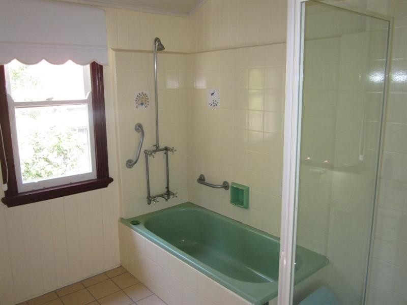 88 Victoria Avenue, Chelmer QLD 4068