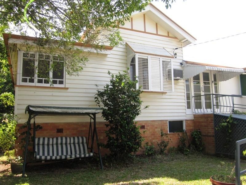 88 Victoria Avenue, Chelmer QLD 4068