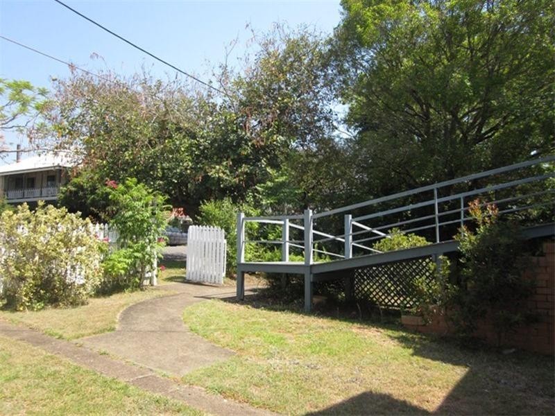 88 Victoria Avenue, Chelmer QLD 4068