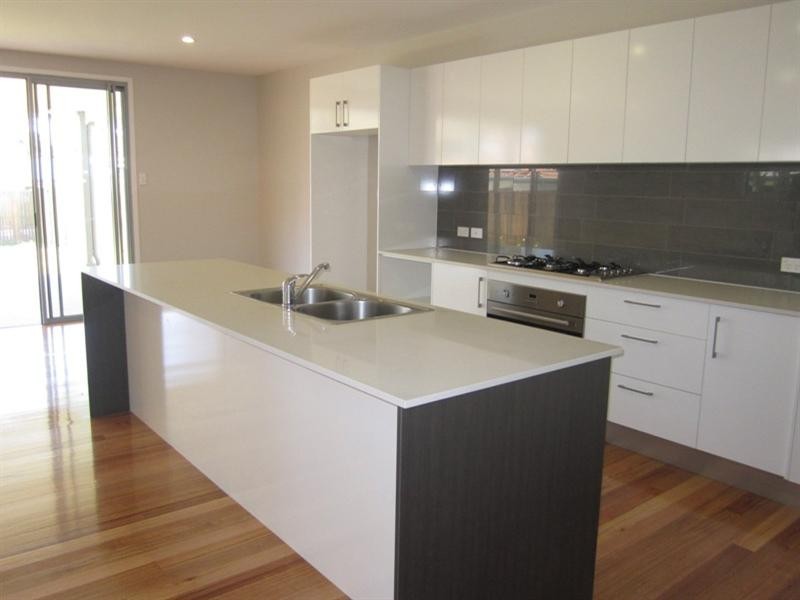 6 Richardson Street, Chelmer QLD 4068