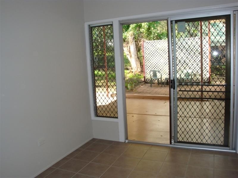 67 Ellen Street, Oxley QLD 4075