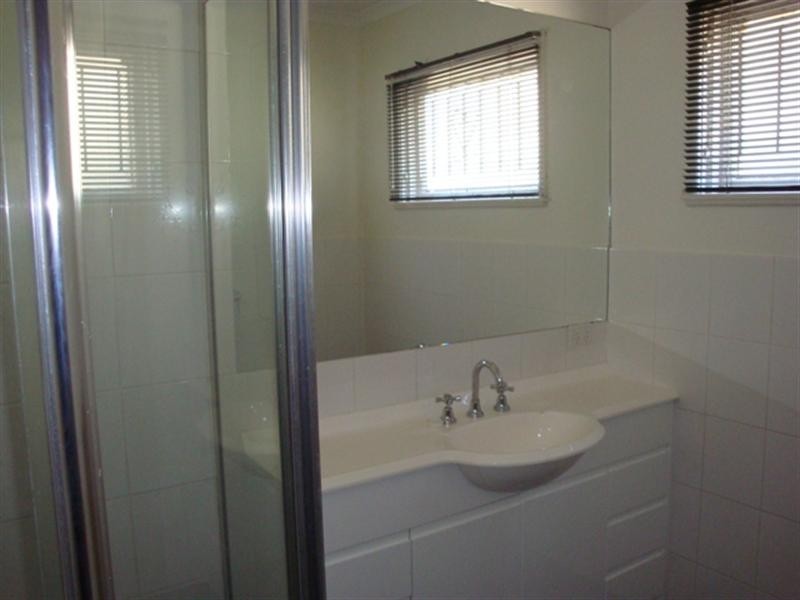 67 Ellen Street, Oxley QLD 4075