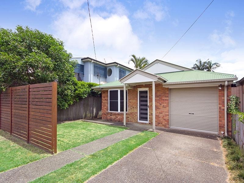 94 Long Street West, Graceville QLD 4075