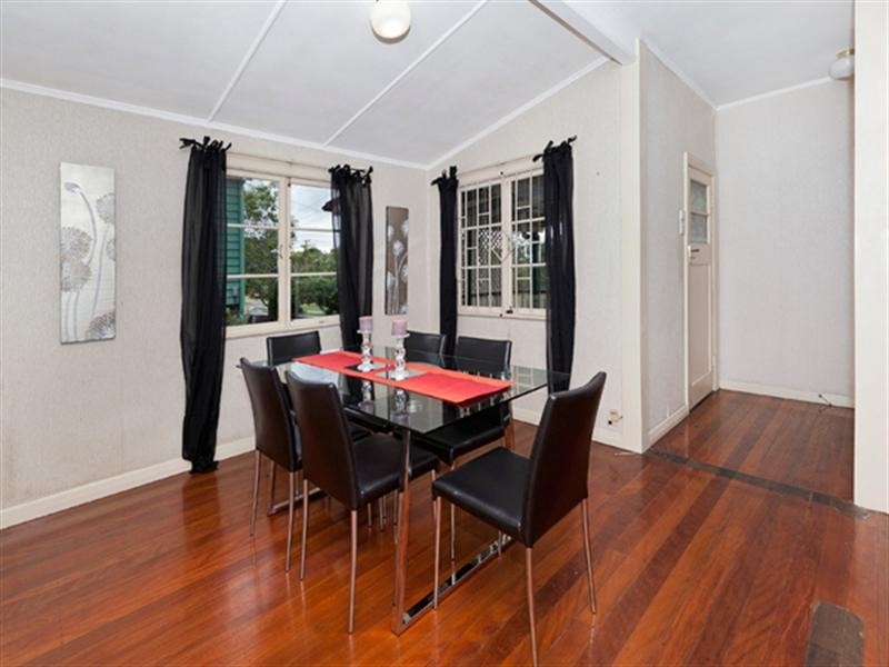 45 Menin Road, Corinda QLD 4075