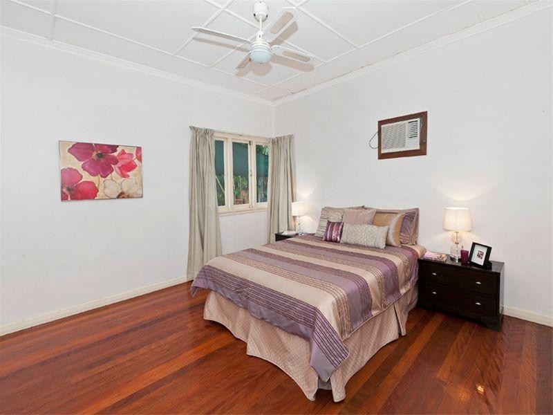 45 Menin Road, Corinda QLD 4075