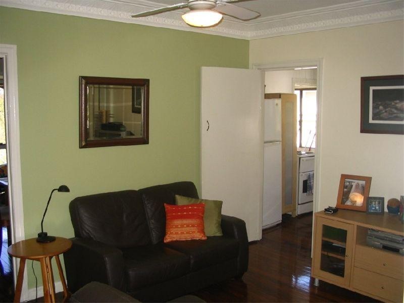 63 Bannerman Street, Oxley QLD 4075