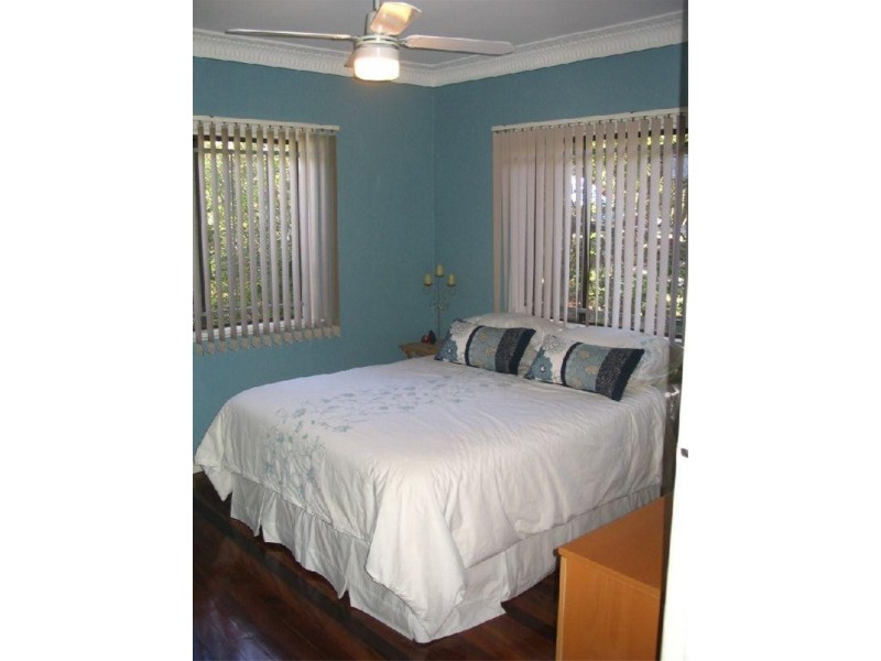 63 Bannerman Street, Oxley QLD 4075